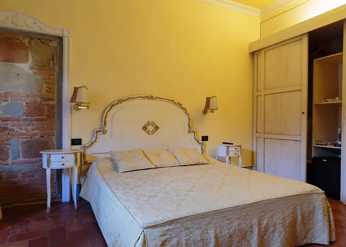 Casa Leopardi Флоренция